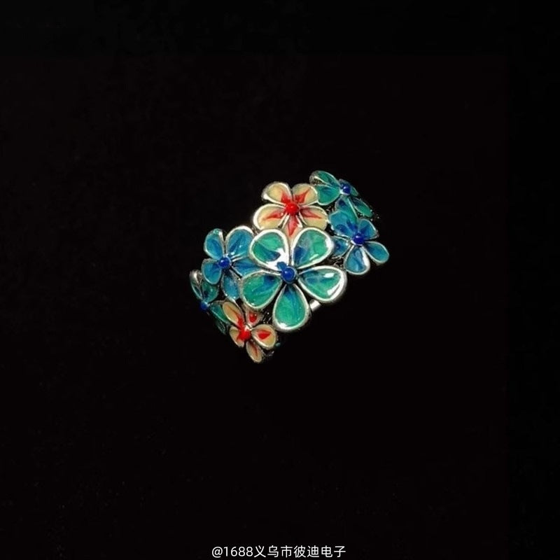 VINTAGE RING